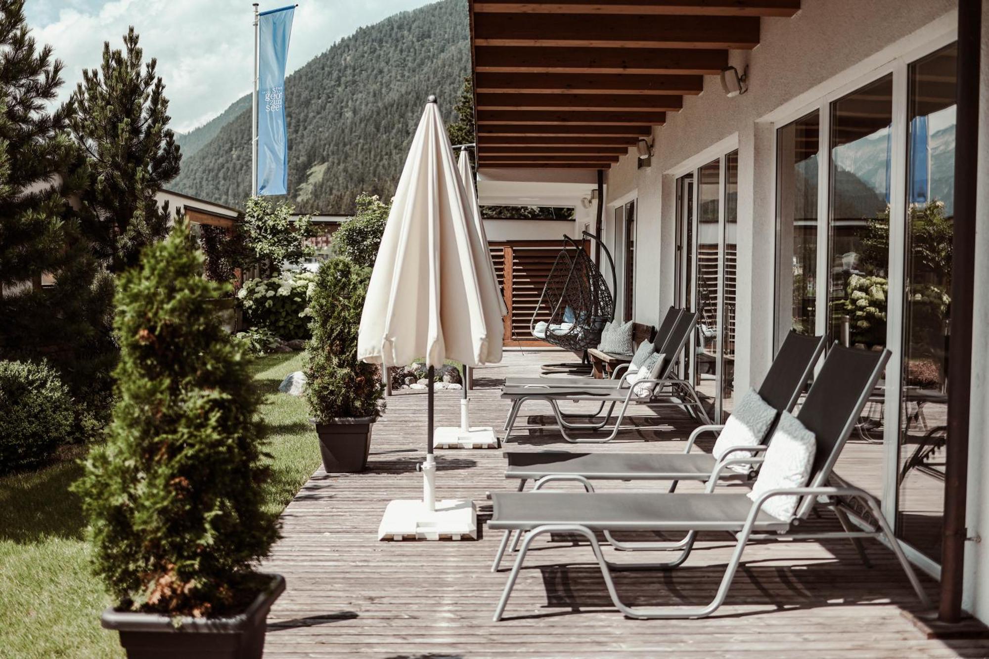 Hotel St. Georg Zum See เมาราค ภายนอก รูปภาพ